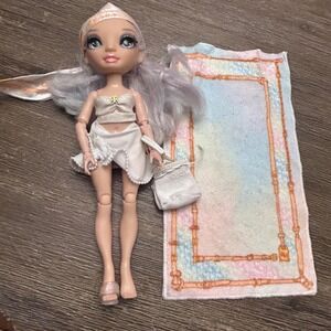 Rainbow High Doll Pacific Coast‎ Margot De la Perla Clothes Beach Accessories